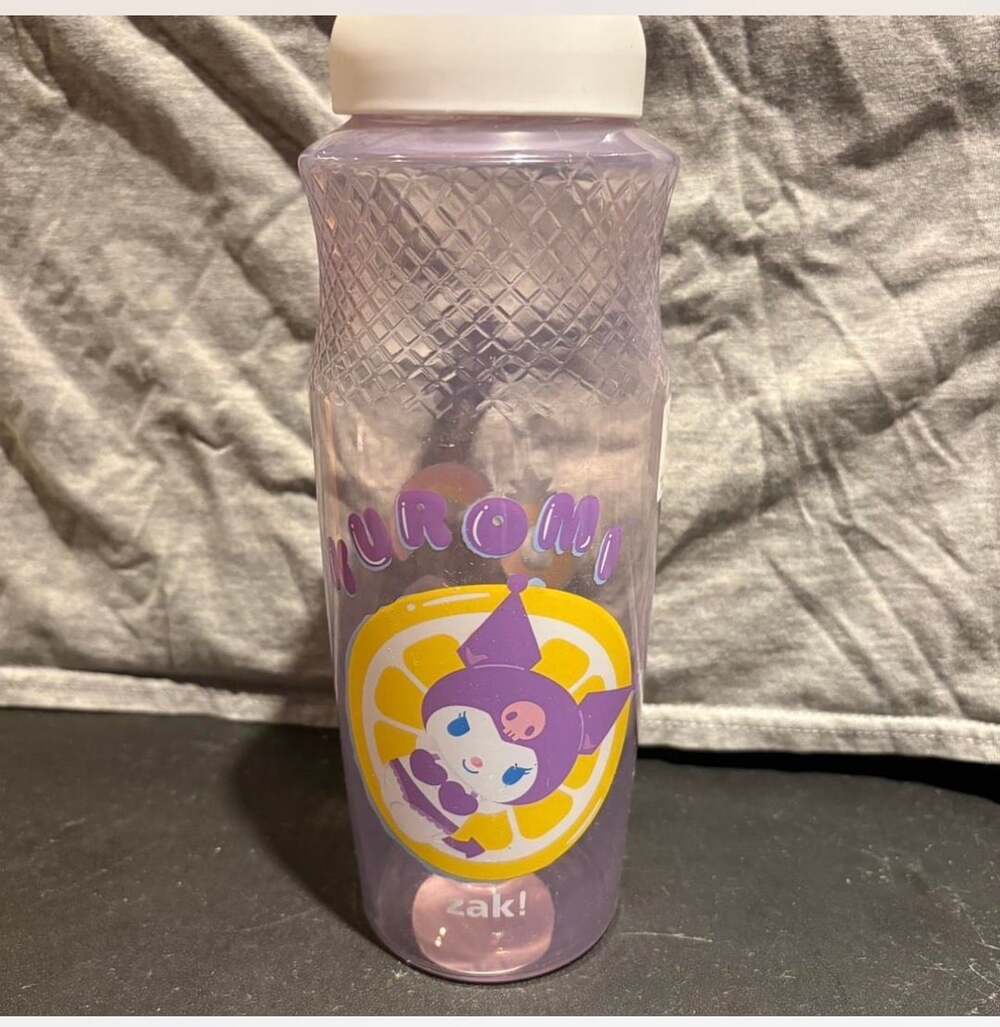 Kuromi 30 oz water bottle